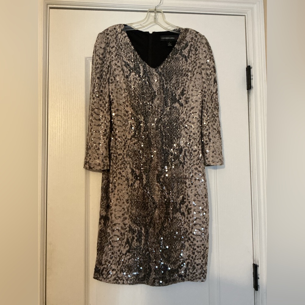 Elegant Sequin Snakeskin Dress in Black and Silver sz S
